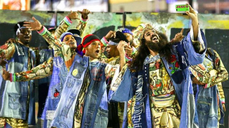 Zombar de Cristo tirou o título da Mangueira